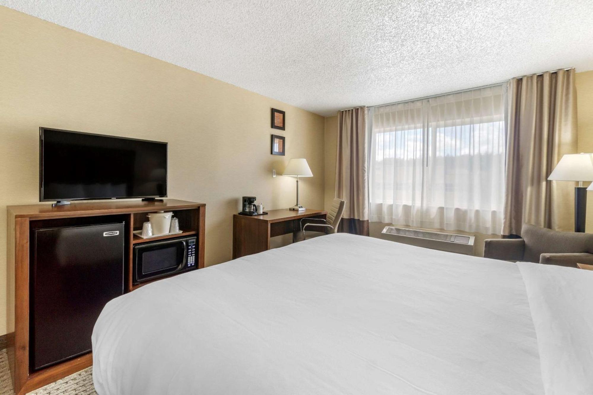Comfort Inn & Suites Bothell - Seattle North Room photo